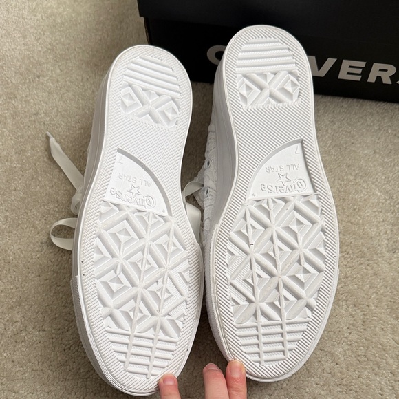 NIB Chuck Taylor All Star Lift Platform Lace - Picture 2 of 5